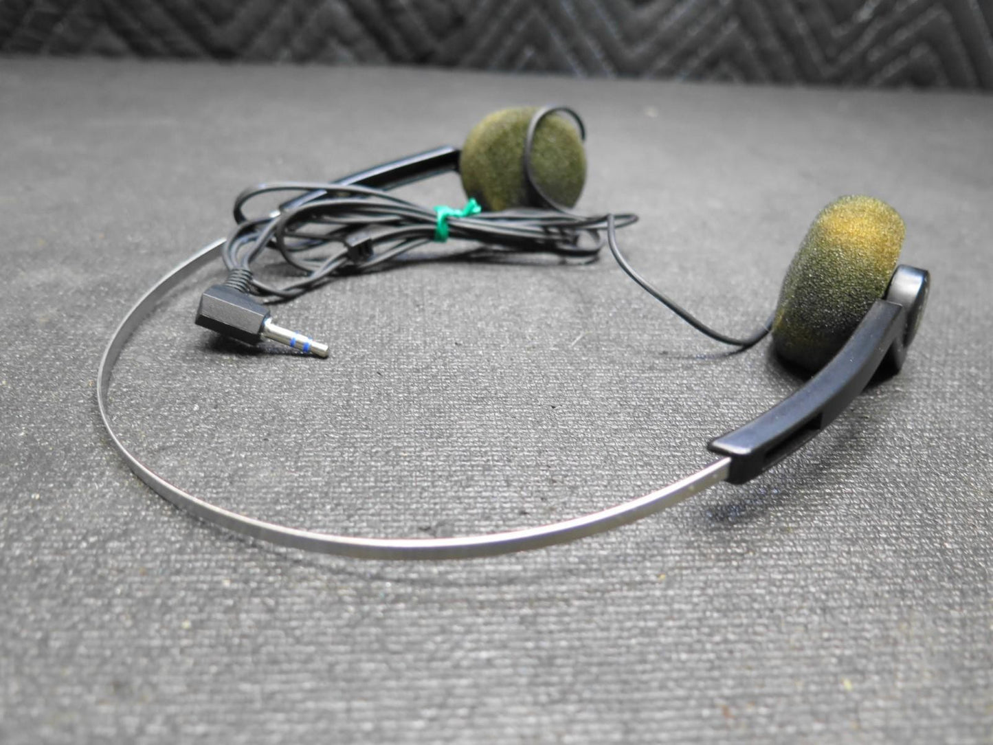🍊 Vintage Sony TRH-1 Walkman Wired Headphones Foam Pad OEM Earphones - Tested