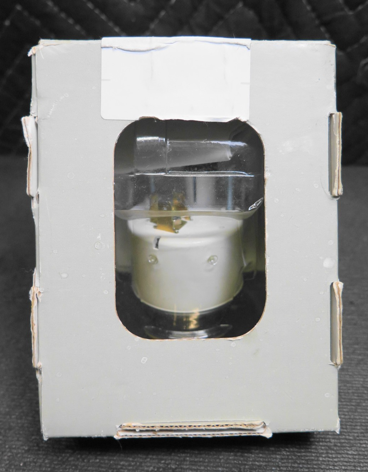 NOS VDO 350-065 Cockpit Series 0-100PSI Oil Pressure Gauge - New in Box!