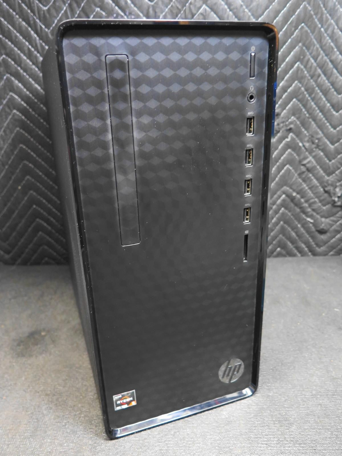 HP M01-F1214 AMD Ryzen 3, 8GB RAM, 256GB NVMe, 512MB Radeon GFX, Keyboard Win 11