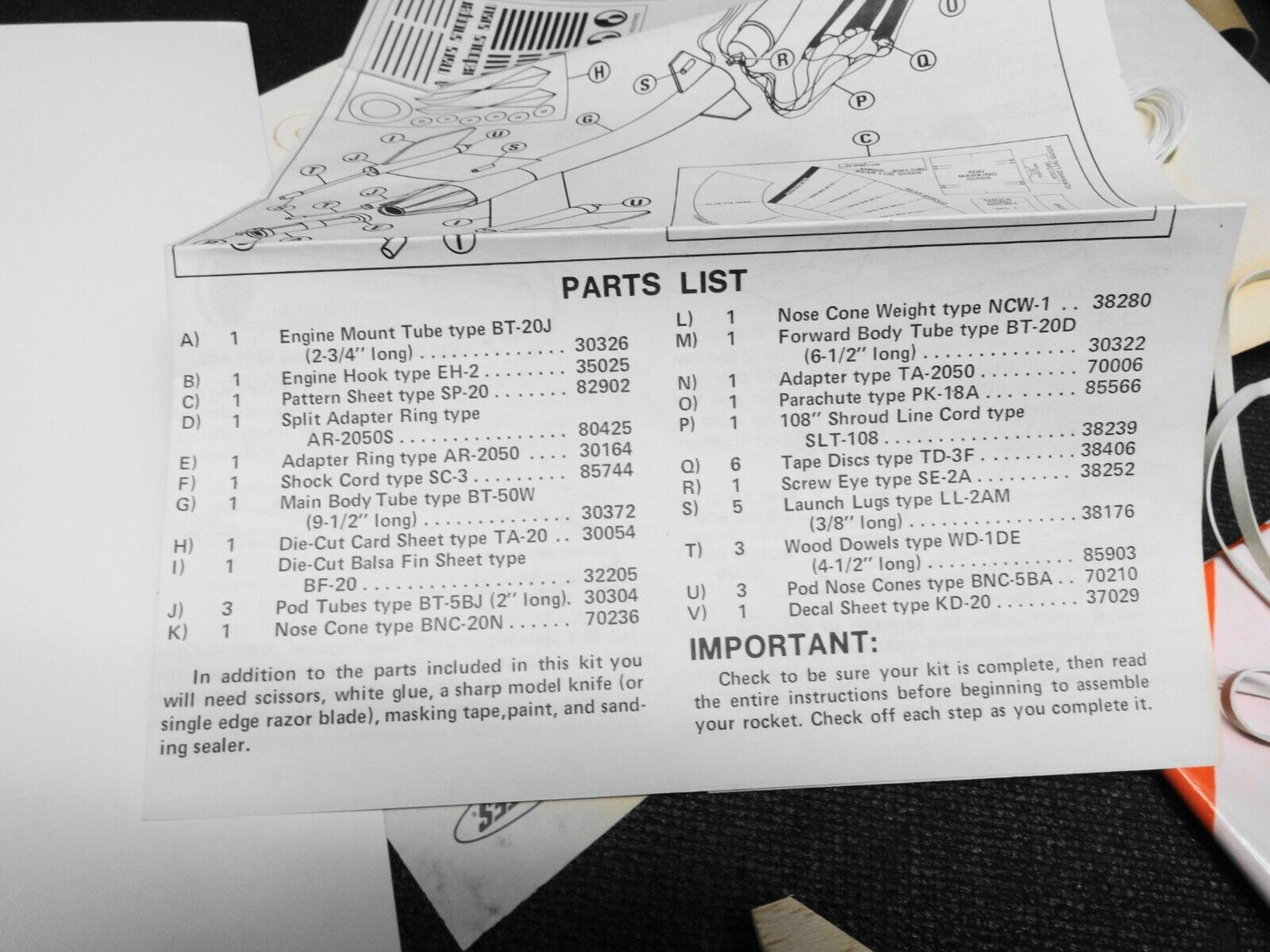 VINTAGE ESTES MARS SNOOPER 2 FLYING MODEL ROCKET