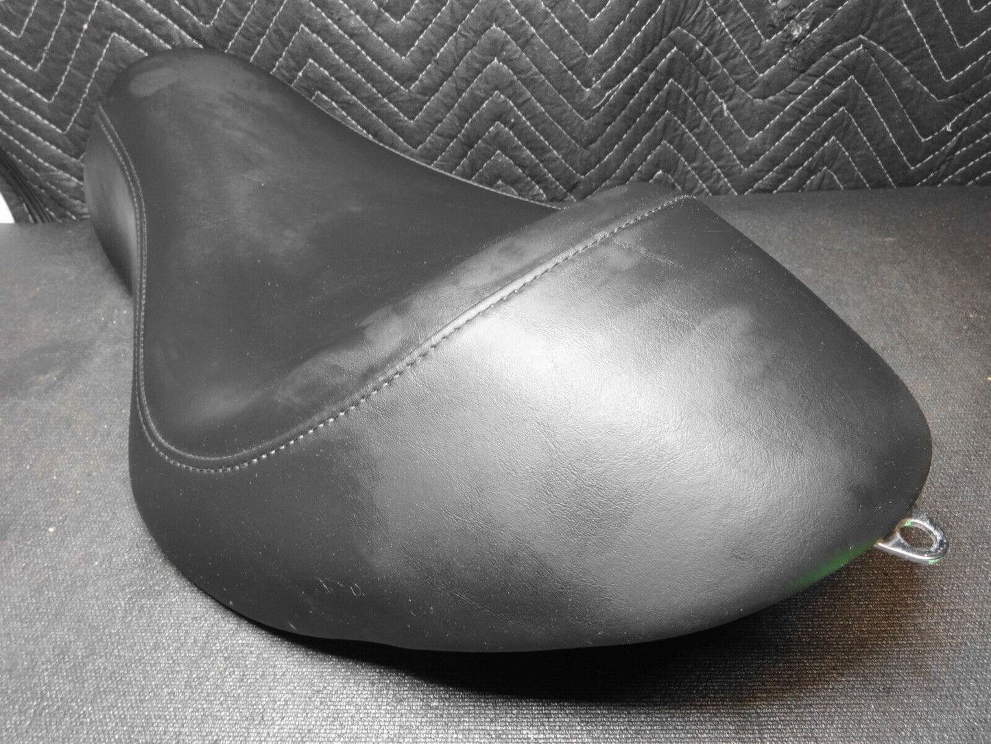 Genuine OEM Harley-Davidson Iron 883 Seat Solo Seat