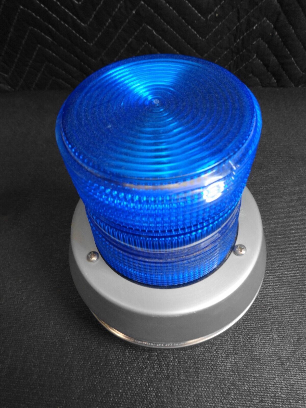 EDWARDS SIGNALING ADAPTABEACON FLASHING BLUE LIGHT W/HORN 51B-G1 24VDC 1.1A