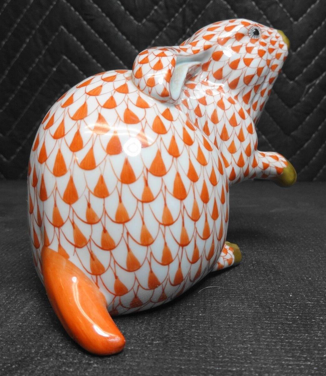 Vintage Herend Bunny Rabbit FishNet Paw Up Figurine 4" Tall Hungary