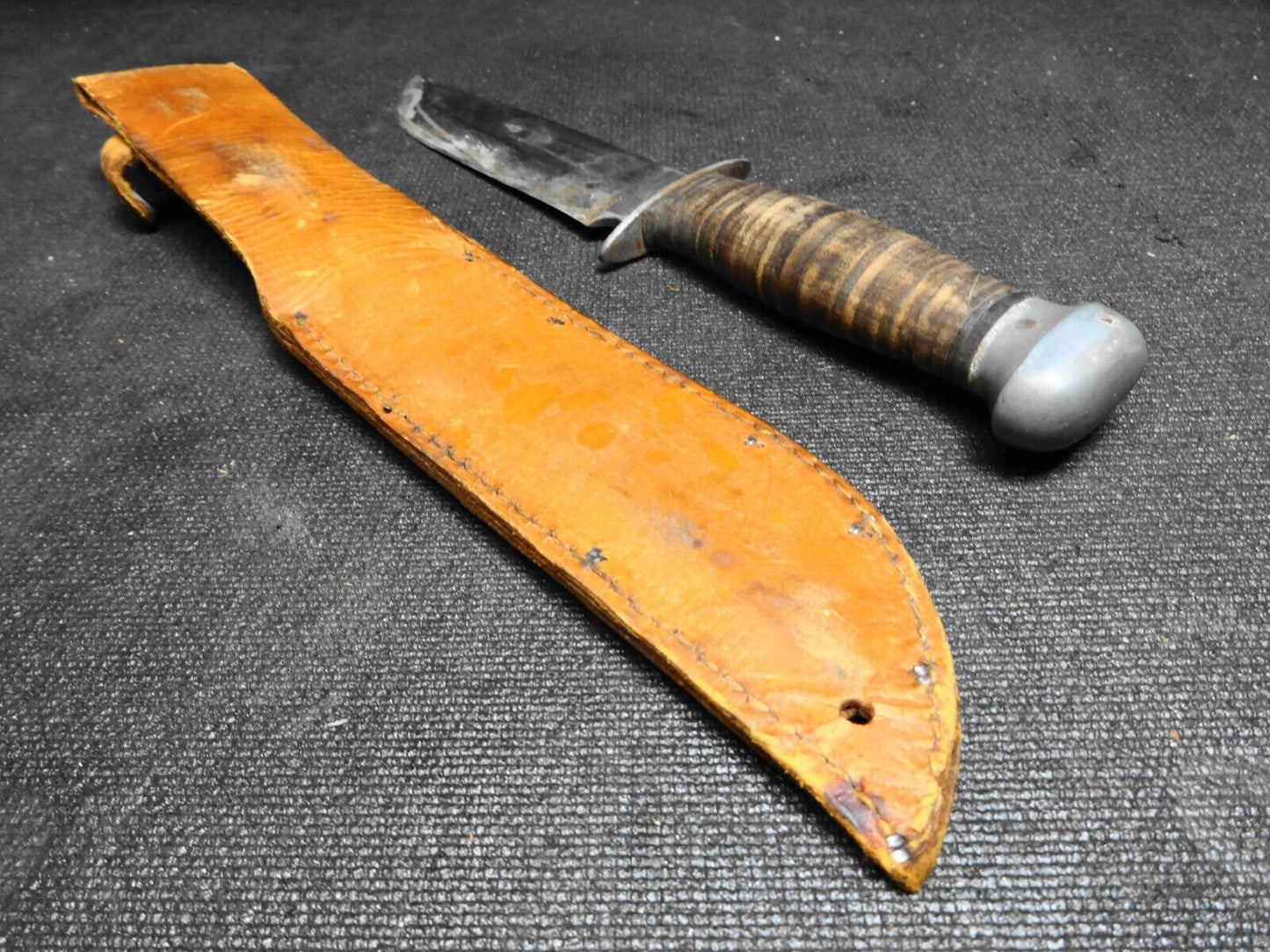 Vtg. Remington RH PAL - 36 Straight Blade Knife & Sheath, Made in USA