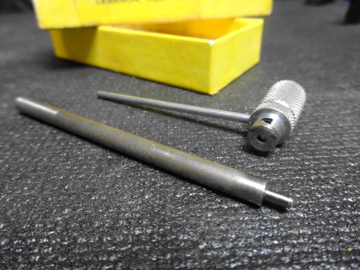 Vintage K & D #50 BALANCE STAFF REMOVER in box - 1940'S - Large