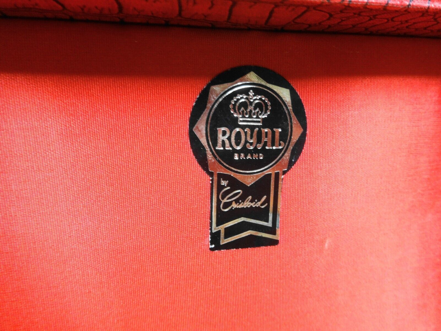 VINTAGE ROYAL BRAND BY CRISLOID BAKELITE MAH JONGG SET WITH 5 BAKELITE RACKS