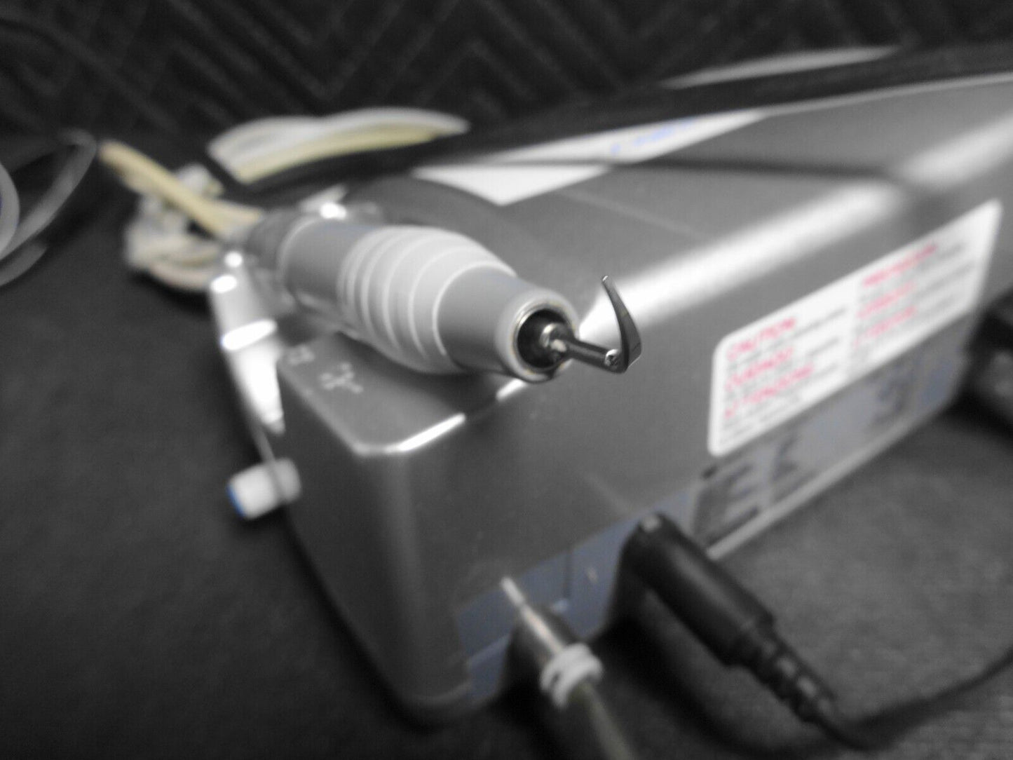 Hu-Friedy Symmetry IQ 3000 Ultrasonic Scaler