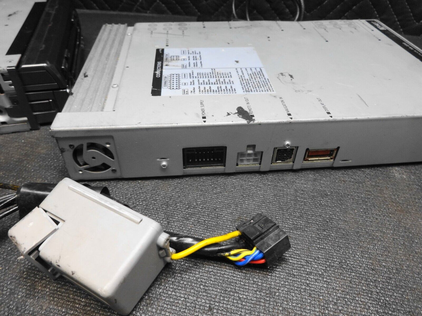 Alpine IVA-D310 w/ Multi Media Station