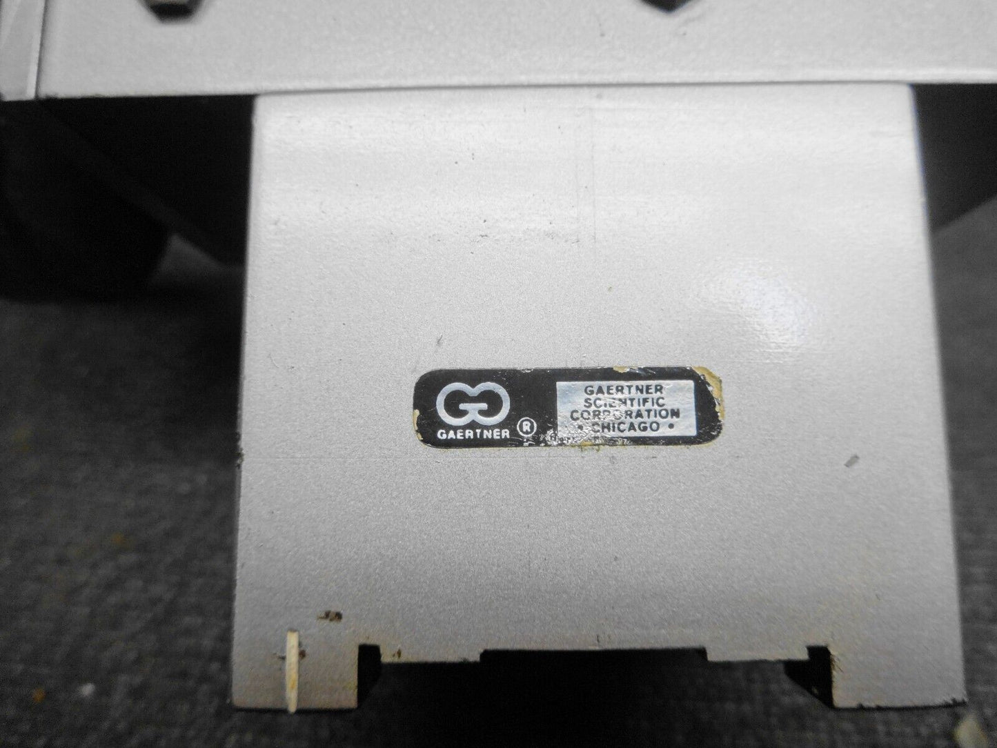 Gaertner Scientific Corp X-Y-Z Bench Setup W/ Compound Slide - Magnetic Base