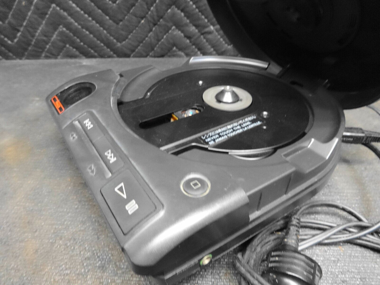 Sony Car CD Player D-600 + CPM-100P Mount Portable Digital Compact Disc WORKING