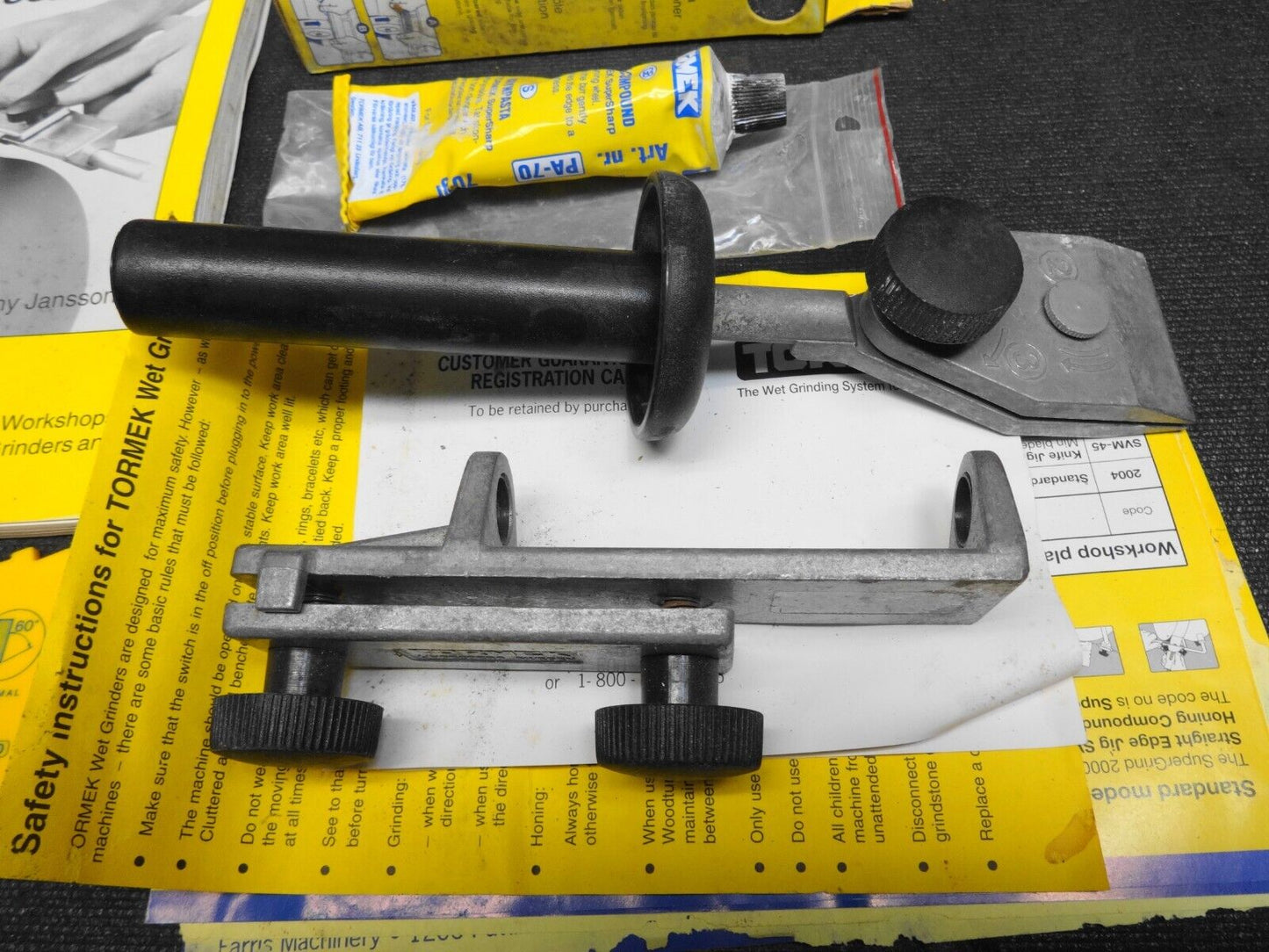 Tormek SuperGrind 2000 Water Cooled Grinding Machine w/ Accessories