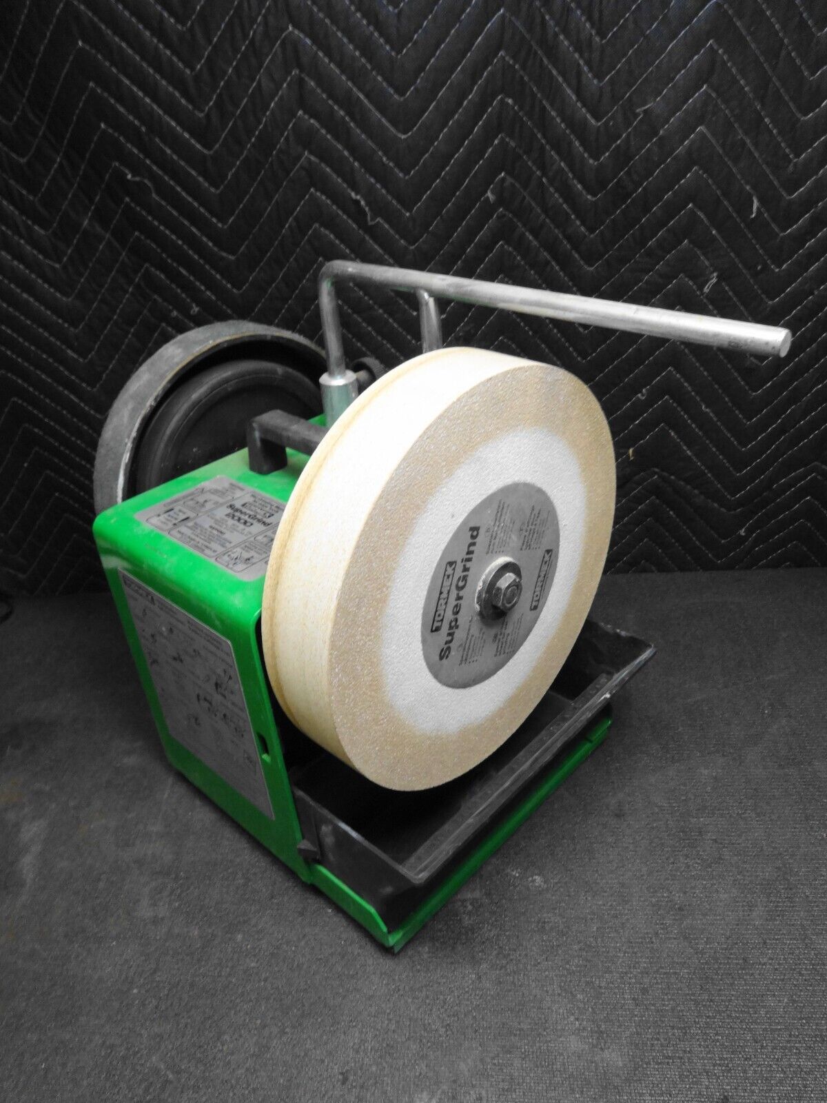 Tormek SuperGrind 2000 Water Cooled Grinding Machine w/ Accessories