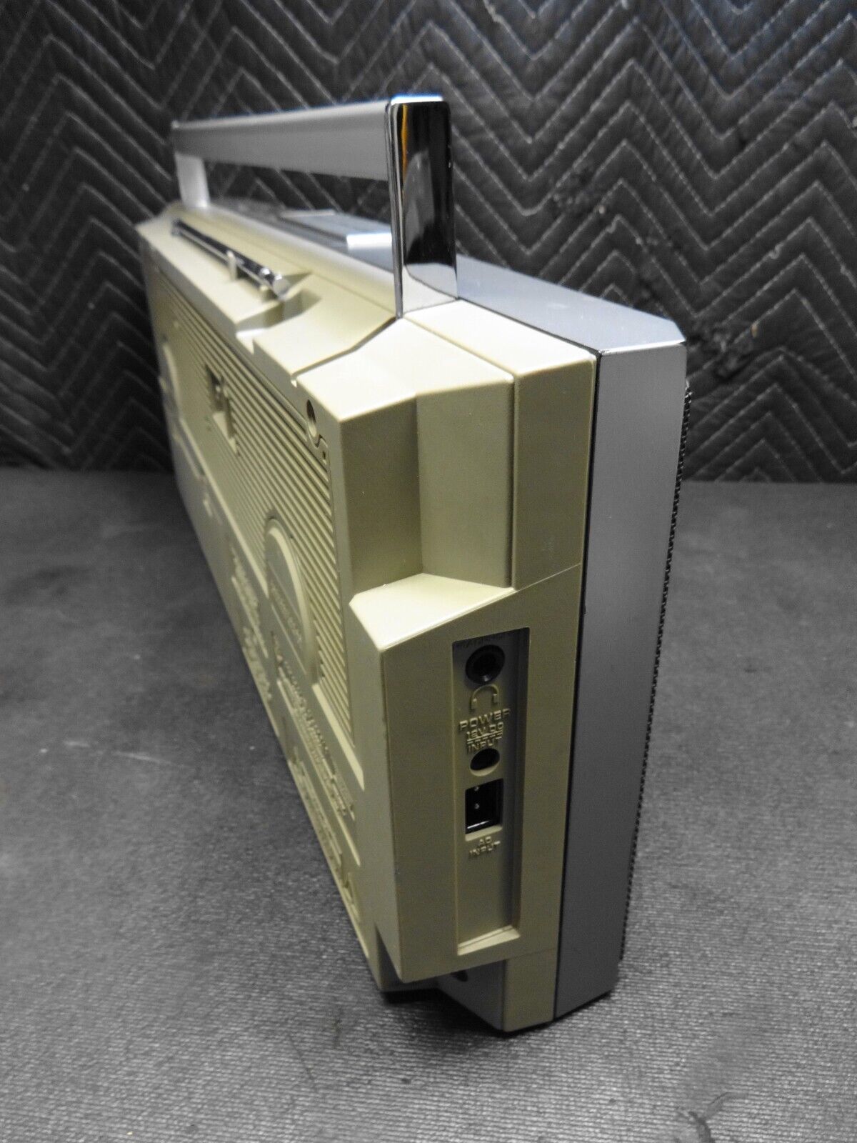 VTG General Electric GE 3-6035A Radio/Cassette Boombox Ghetto Blaster