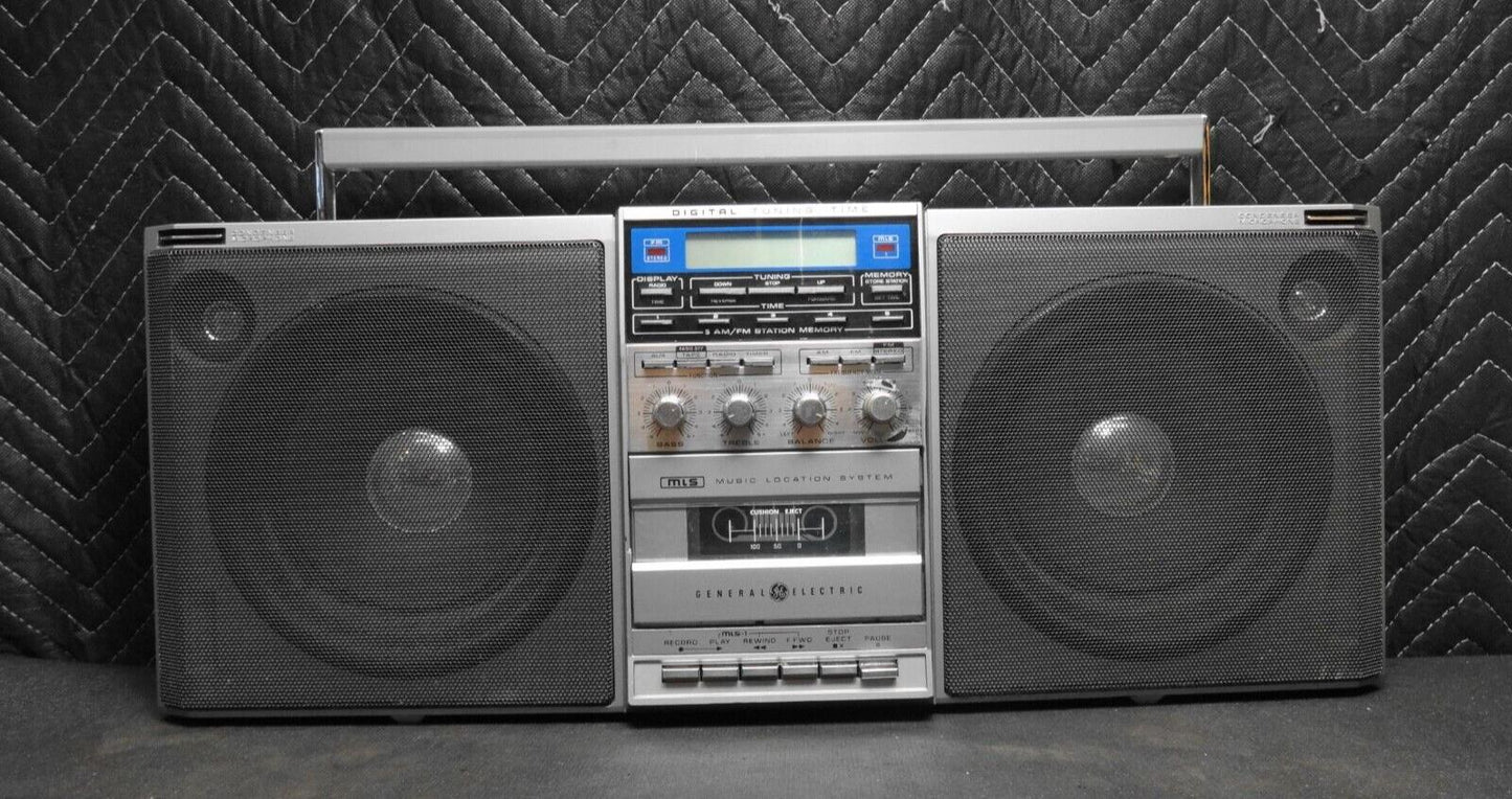 VTG General Electric GE 3-6035A Radio/Cassette Boombox Ghetto Blaster
