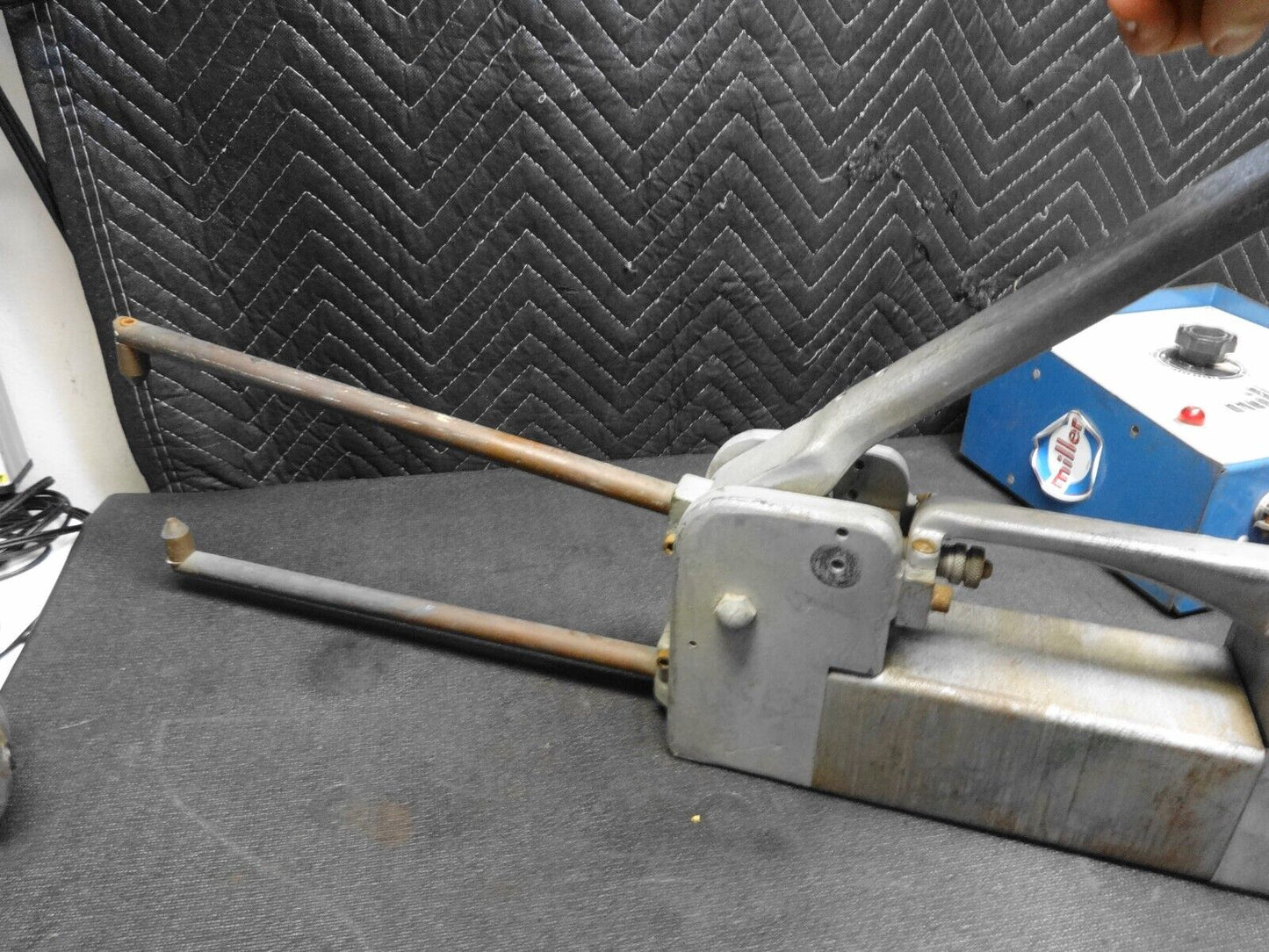1.5 KVA MILLER MODEL #WT-1508 RESISTANCE SPOT WELDER