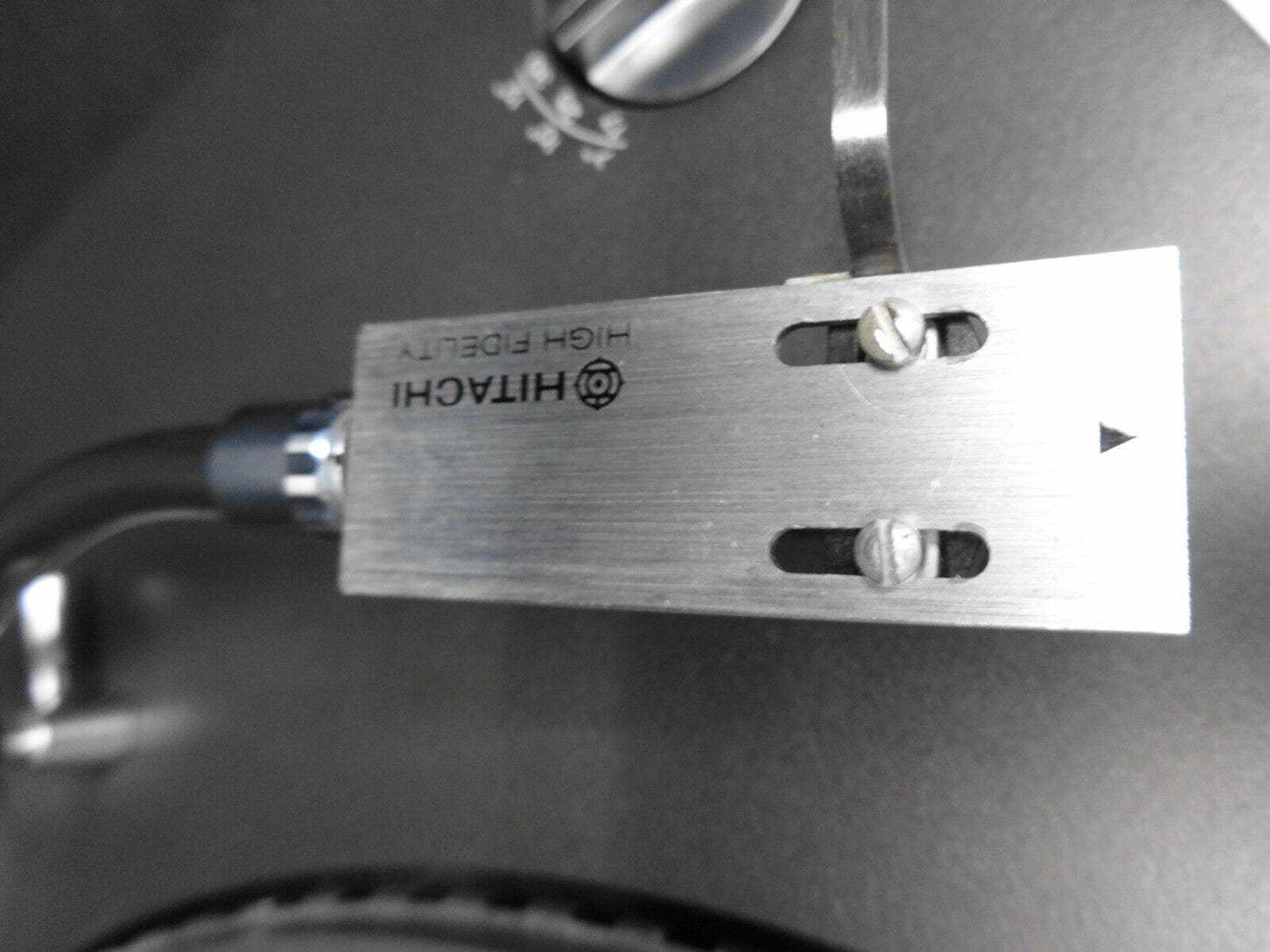 Hitachi HT-660 Direct Drive Automatic Turntable - *SERVICED* - No Dust Cover