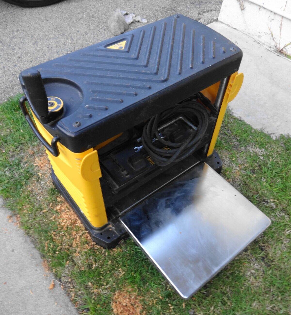 Dewalt DW733 12 1/2" Thickness Planer