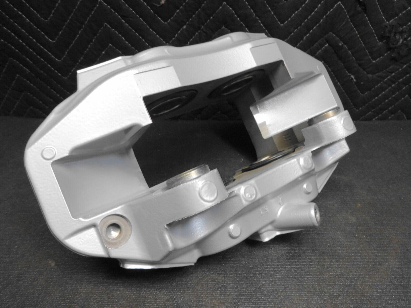 Mercedes AMG W205 C63 W212 W213 E63 Brake Caliper Front RIGHT AMG OEM 16-22 NEW