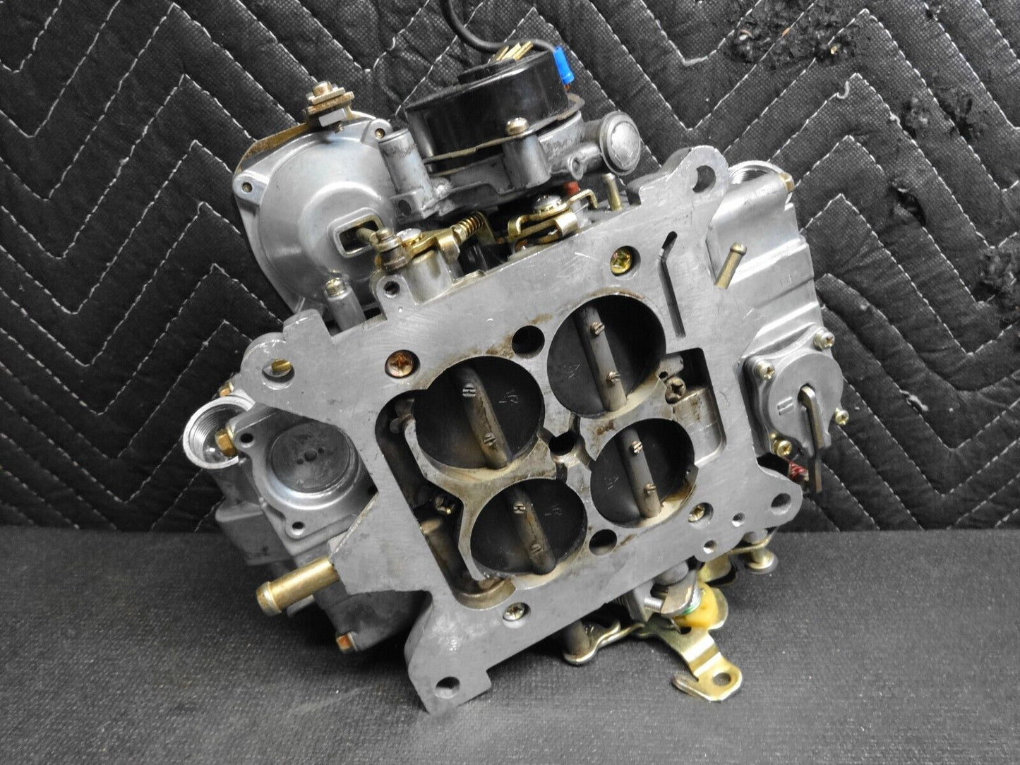 Holley Carburetor 750 CFM 8051B 4 Barrel