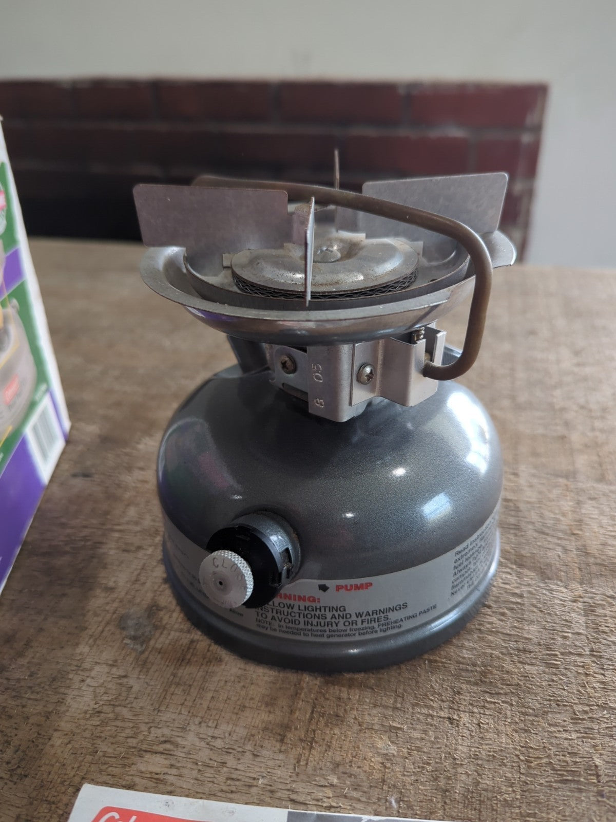 Coleman Sportster II 533 Dual Fuel 1 Burner Stove 10,500 BTU Backpacking Camping