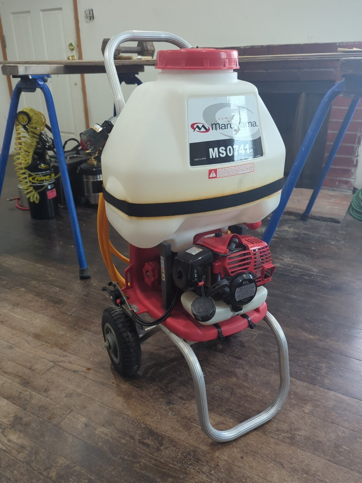 Maruayama Compact Sprayer Engine Powered MS0741 30.1cc Backpack Sprayer W/ Cart4
