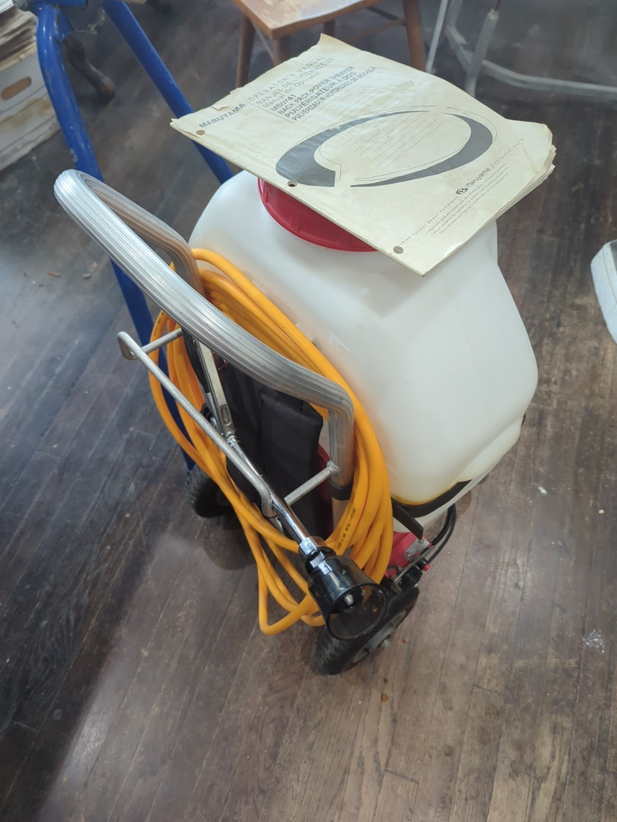 Maruayama Compact Sprayer Engine Powered MS0741 30.1cc Backpack Sprayer W/ Cart4