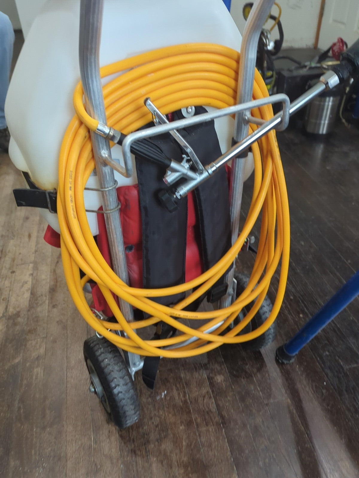 Maruayama Compact Sprayer Engine Powered MS0741 30.1cc Backpack Sprayer W/ Cart4