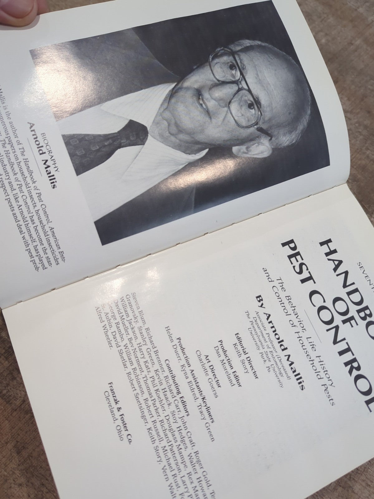 Handbook of Pest Control Arnold Mallis 7th Edition Hardcover HC FREE SHIPPING