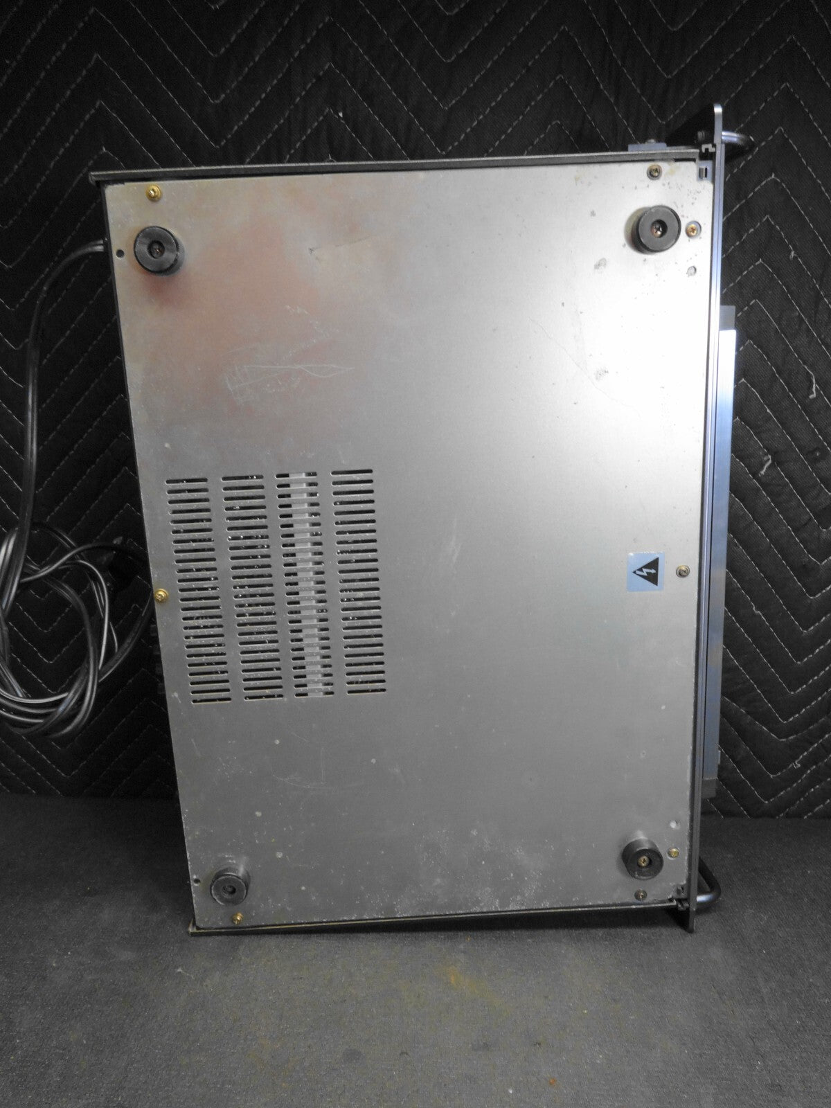 Carver TX-11a Asymmetrical Charge Coupled FM w/ Rack Ears - Stereo Tuner