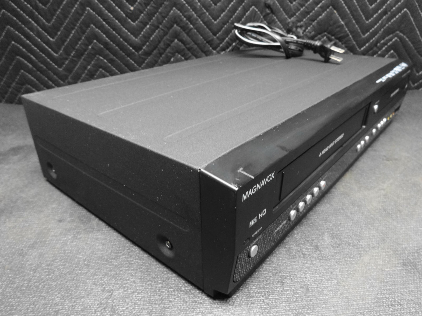 Magnavox ZV427MG9 DVD Recorder / VCR Combo HDMI output, digital tuner, remote