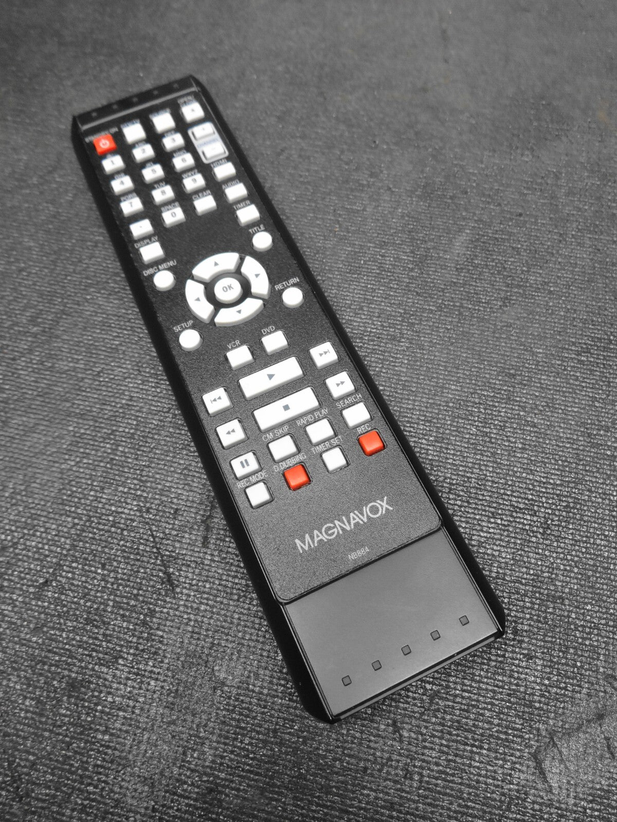 Magnavox ZV427MG9 DVD Recorder / VCR Combo HDMI output, digital tuner, remote