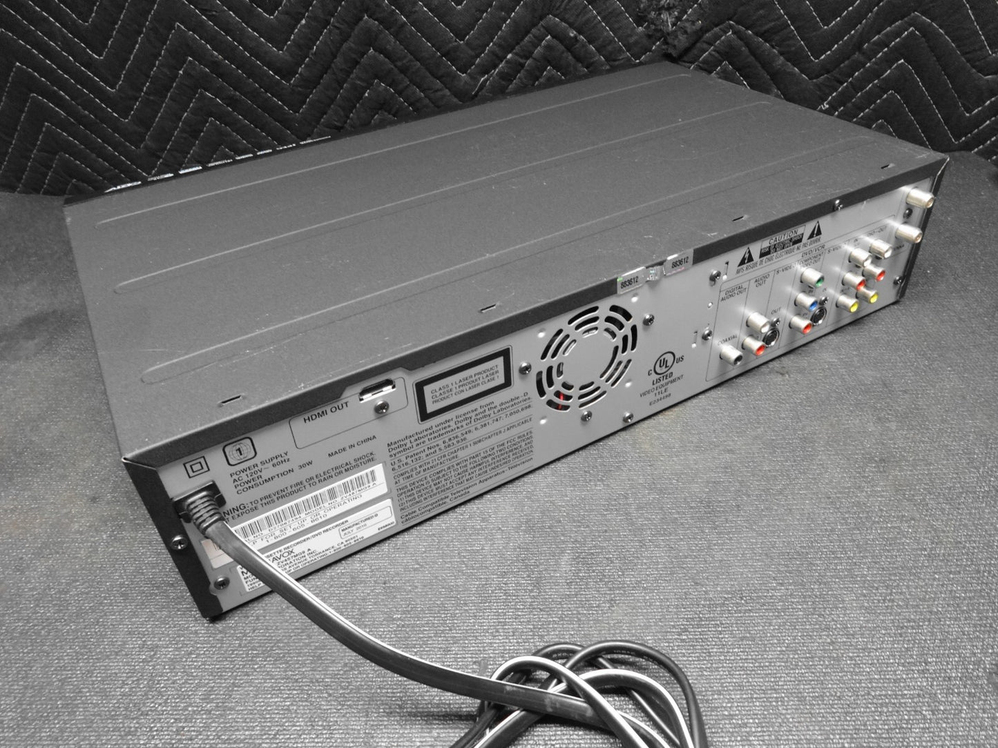 Magnavox ZV427MG9 DVD Recorder / VCR Combo HDMI output, digital tuner, remote