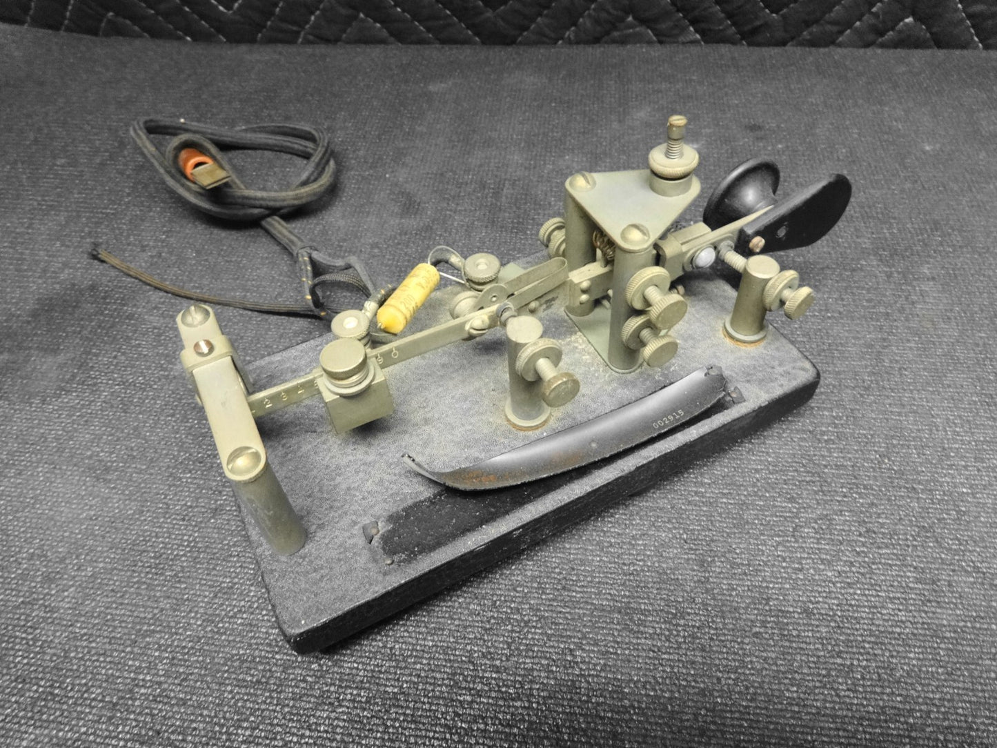 Lionel Army Signal Corps J-36 - Telegraph HAM Morse Code Key Vibroplex Style Bug