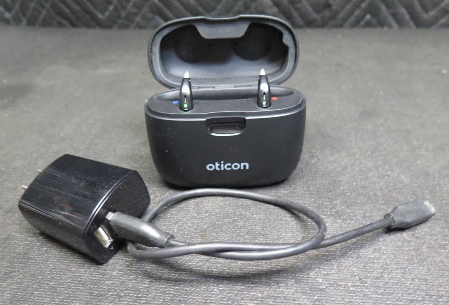 Oticon Real 1 miniRITE R Rechargeable Hearing Aids with Smart Charger - Black