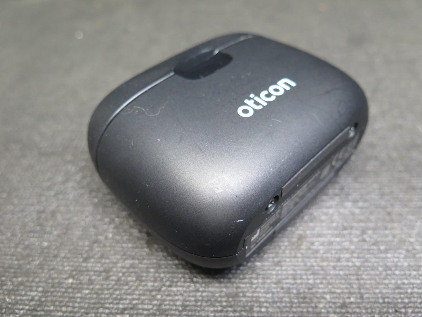 Oticon Real 1 miniRITE R Rechargeable Hearing Aids with Smart Charger - Black