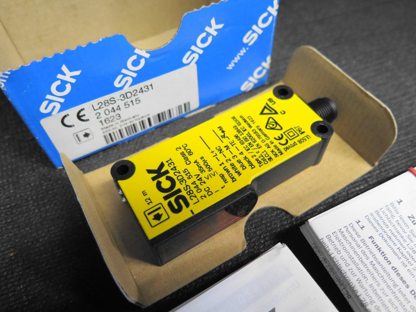 SICK L28S 3D2431 Safety Switch - Brand New