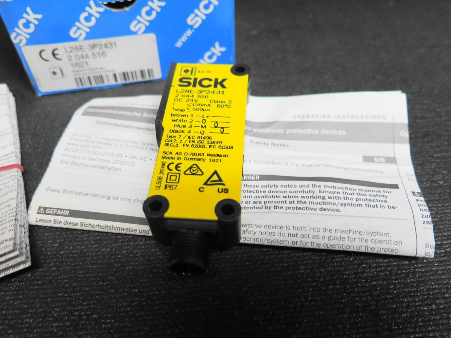 SICK L28E-3P2431 Photoelectric Safety Sensor