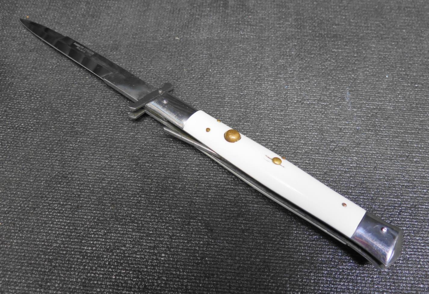 10.5” Rizzuto Estileto Milan Stainless Steel Folding Button Release White 1960