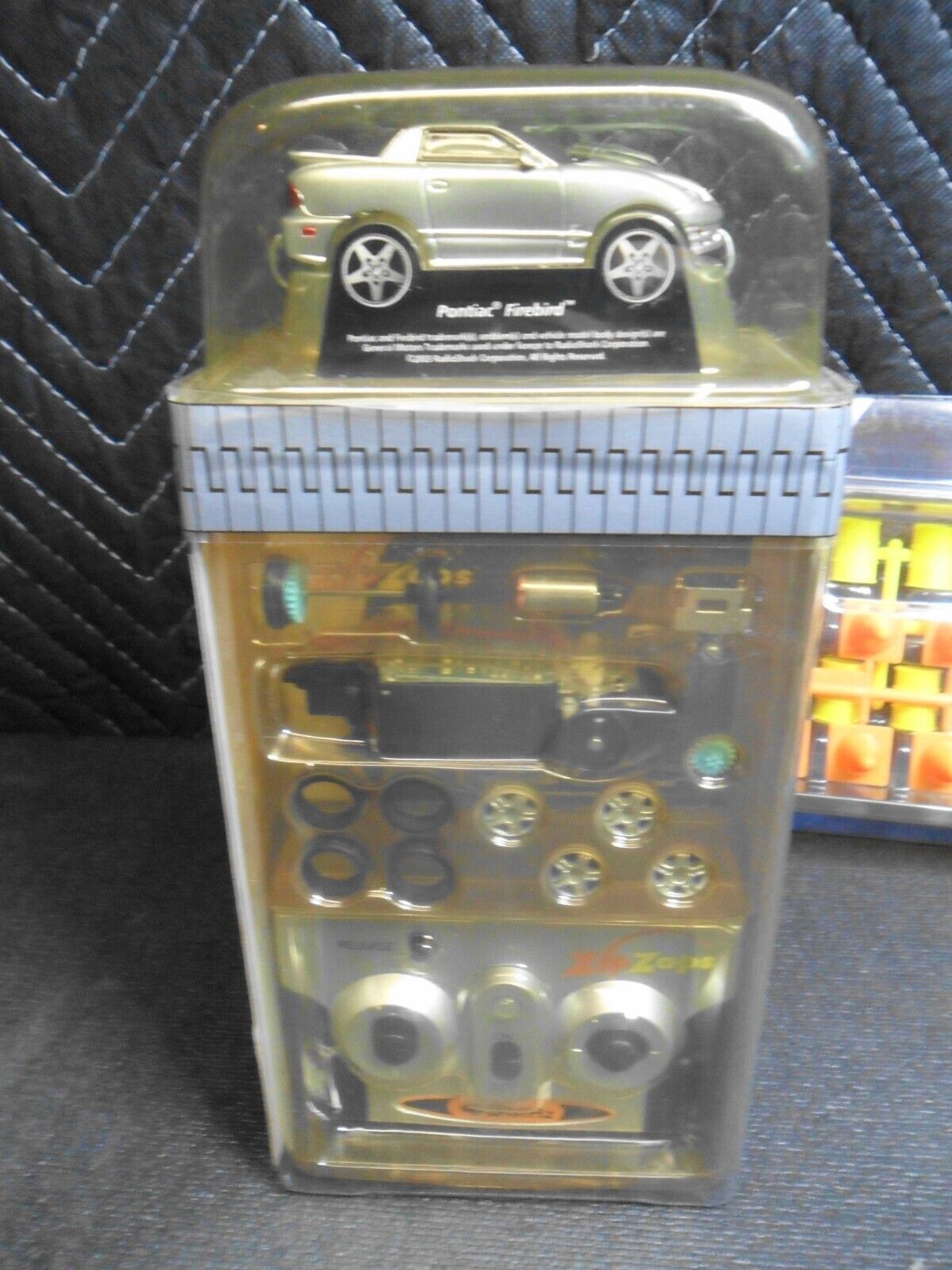 RADIO SHACK ZIP ZAPS MICRO RC PONTIAC FIREBIRD SILVER 1:64 Kit & Rally Course