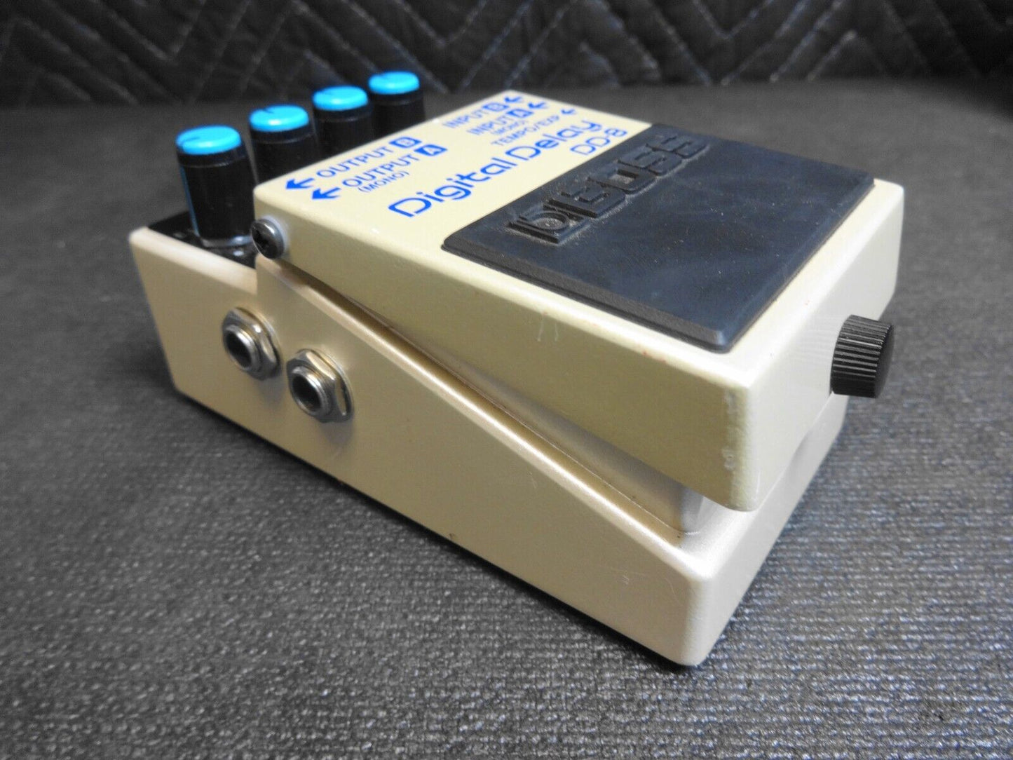 Boss DD-8 Digital Delay Guitar Effects Pedal