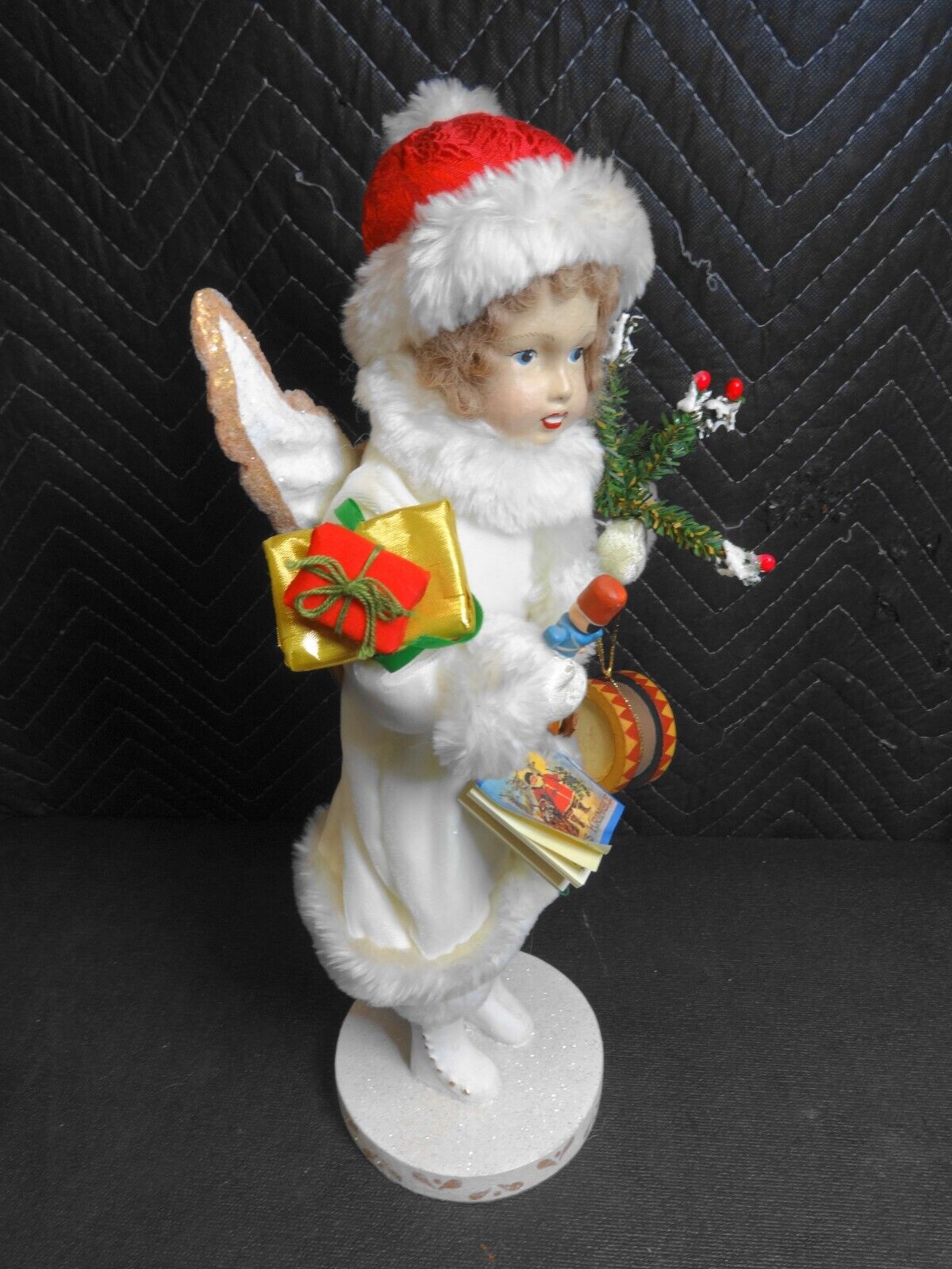 House of Hatten Christmas White Holiday Angel Fur Coat Gifts Large 17”