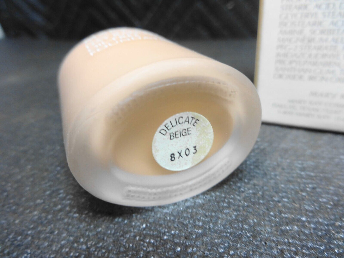 Mary Kay Day Radiance Oil Free Liquid Foundation Delicate Beige