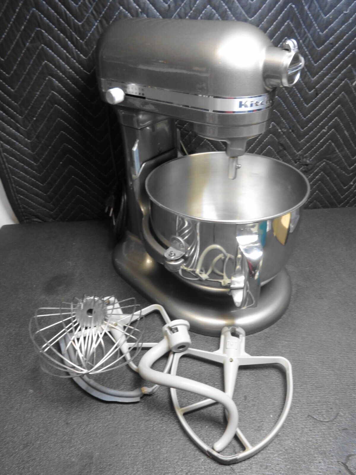 KitchenAid 7-Quart 1.3HP Bowl-lift Stand Mixer | Medallion Silver - KSM7581MS0