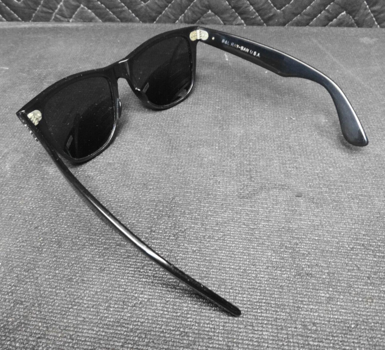 VINTAGE B&L RAY-BAN MADE IN USA L1724 G15 UV GLOSSY BLACK WAYFARER II SUNGLASSES