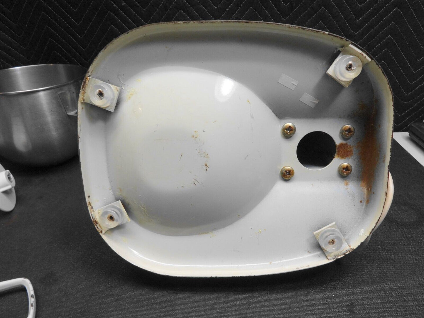 KitchenAid K5SS White Heavy Duty Series 5qt w/Mixer Bowl & Attachments