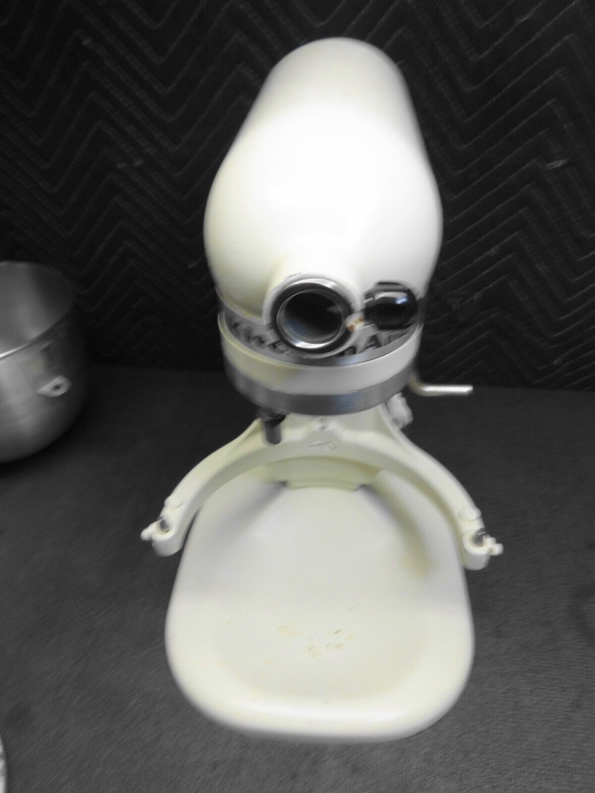 KitchenAid K5SS White Heavy Duty Series 5qt w/Mixer Bowl & Attachments