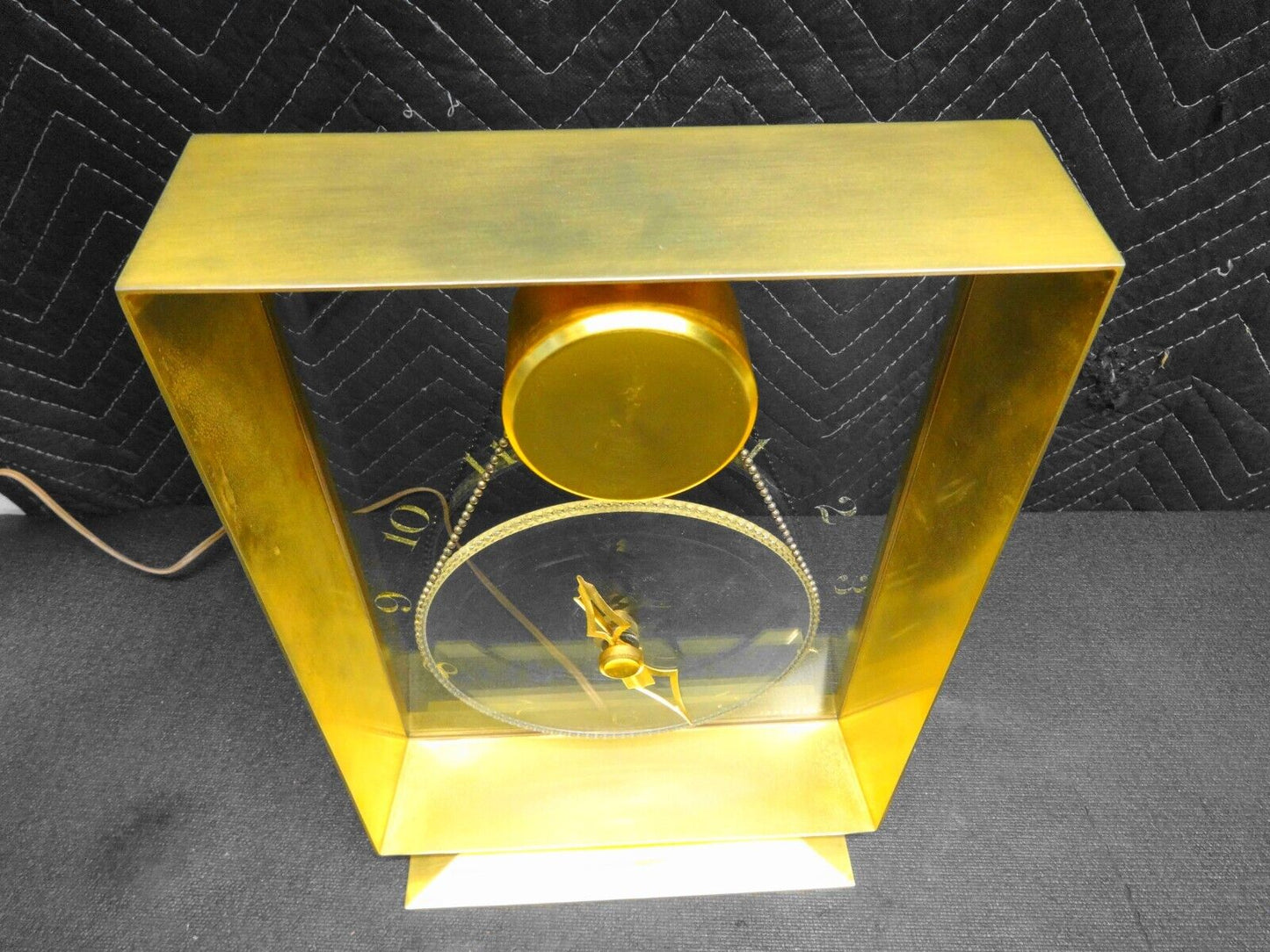 RARE - VINTAGE JEFFERSON SUSPENSE CLOCK, Model 580-191 - 1950's - *SERVICED*