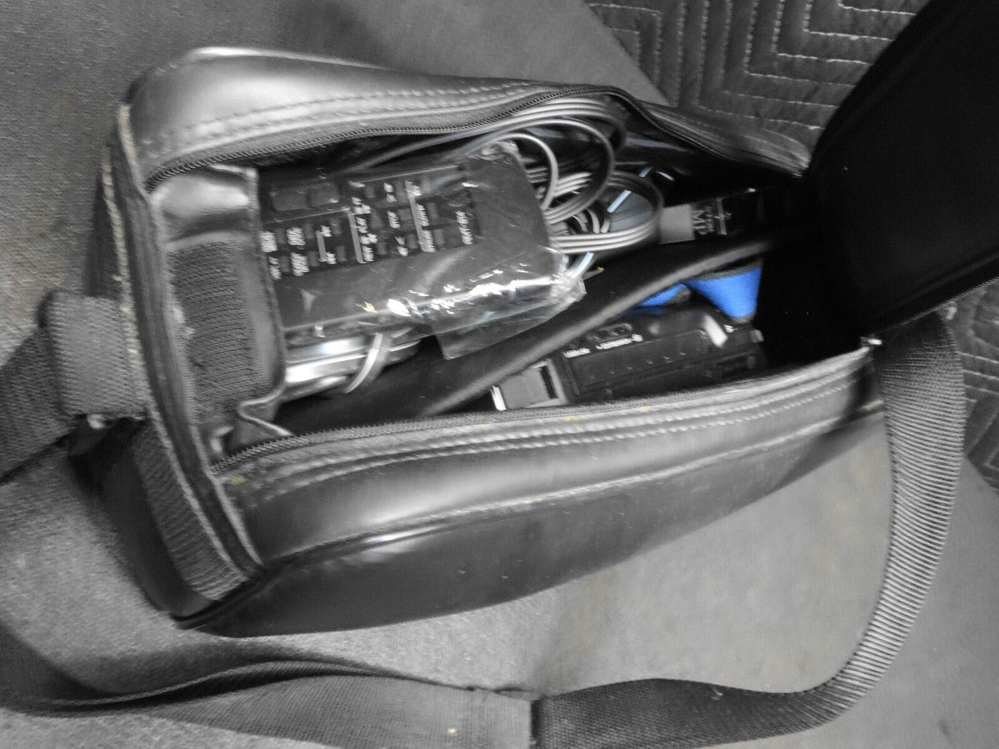 Sony DCR-TRV103 Digital8 8mm Hi8 Video Camcorder w/ Remote - Nightshot - *READ*