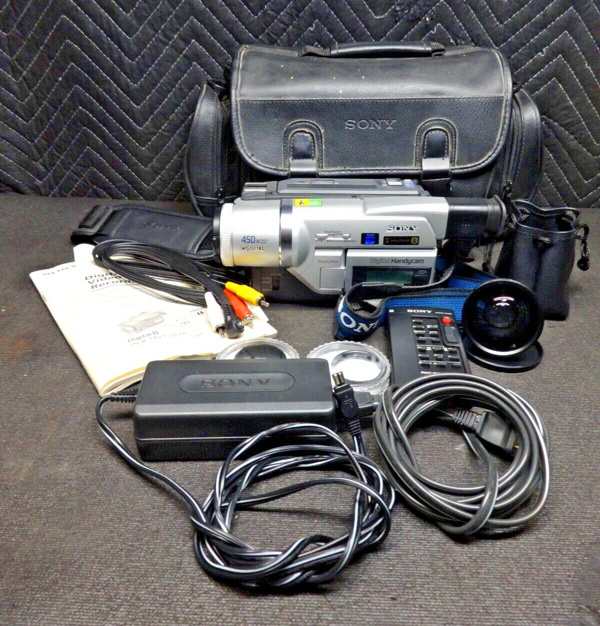 Sony Handycam DCR-TRV320 Camcorder Nightshot w/ Manual, Cables, Bag, Charger