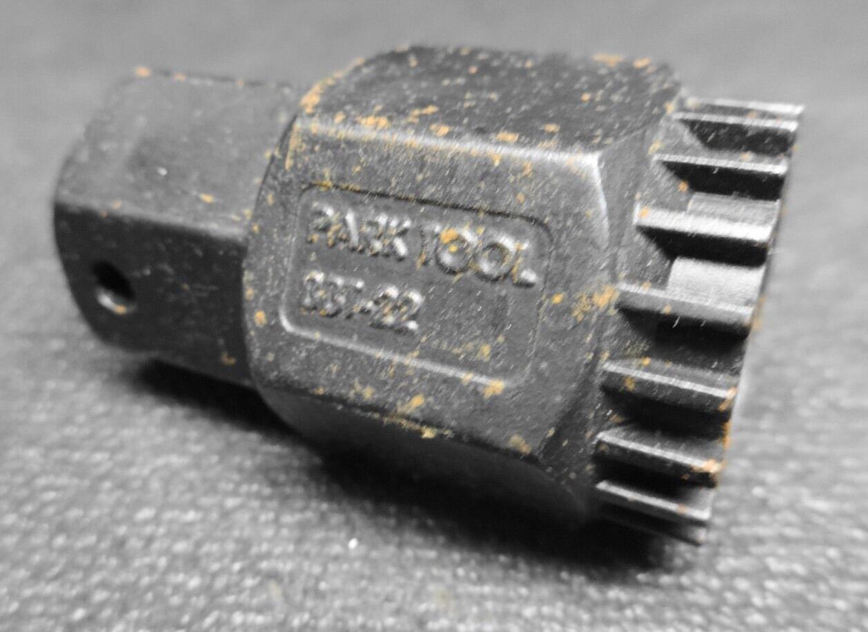 Park Tool BBT-22 Bottom Bracket Tool for 20-Tooth ISIS Cups